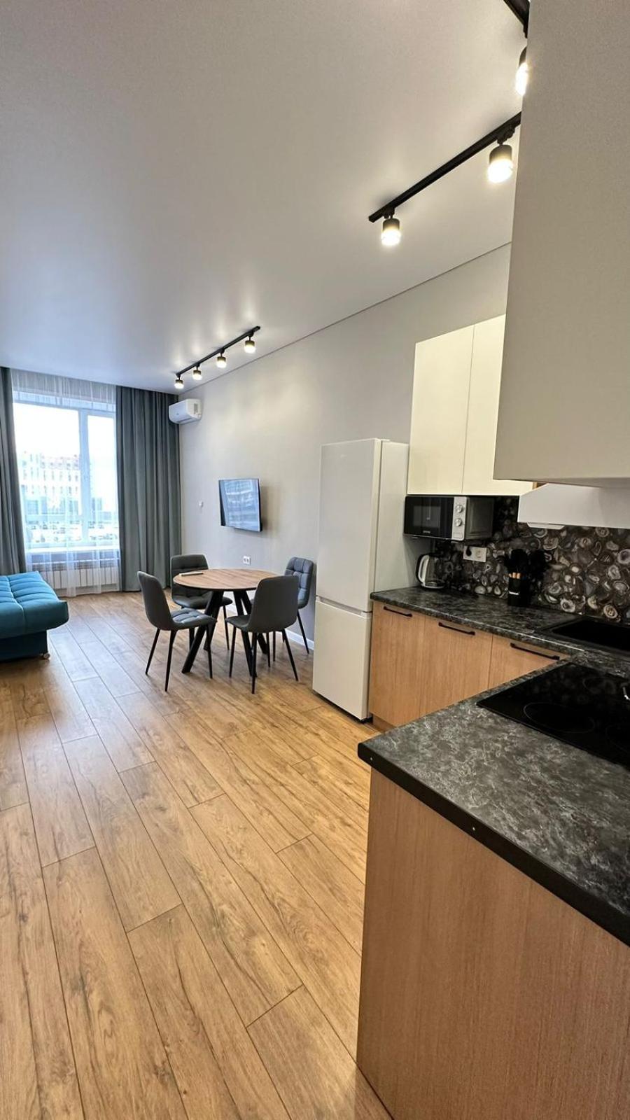 Новые Апартаменты Тандау Туран 34А Astana Exterior photo